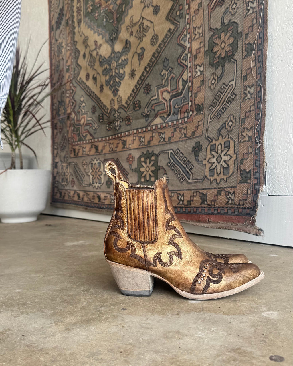 ⊹ new, new ⊹ – No Roots Boots