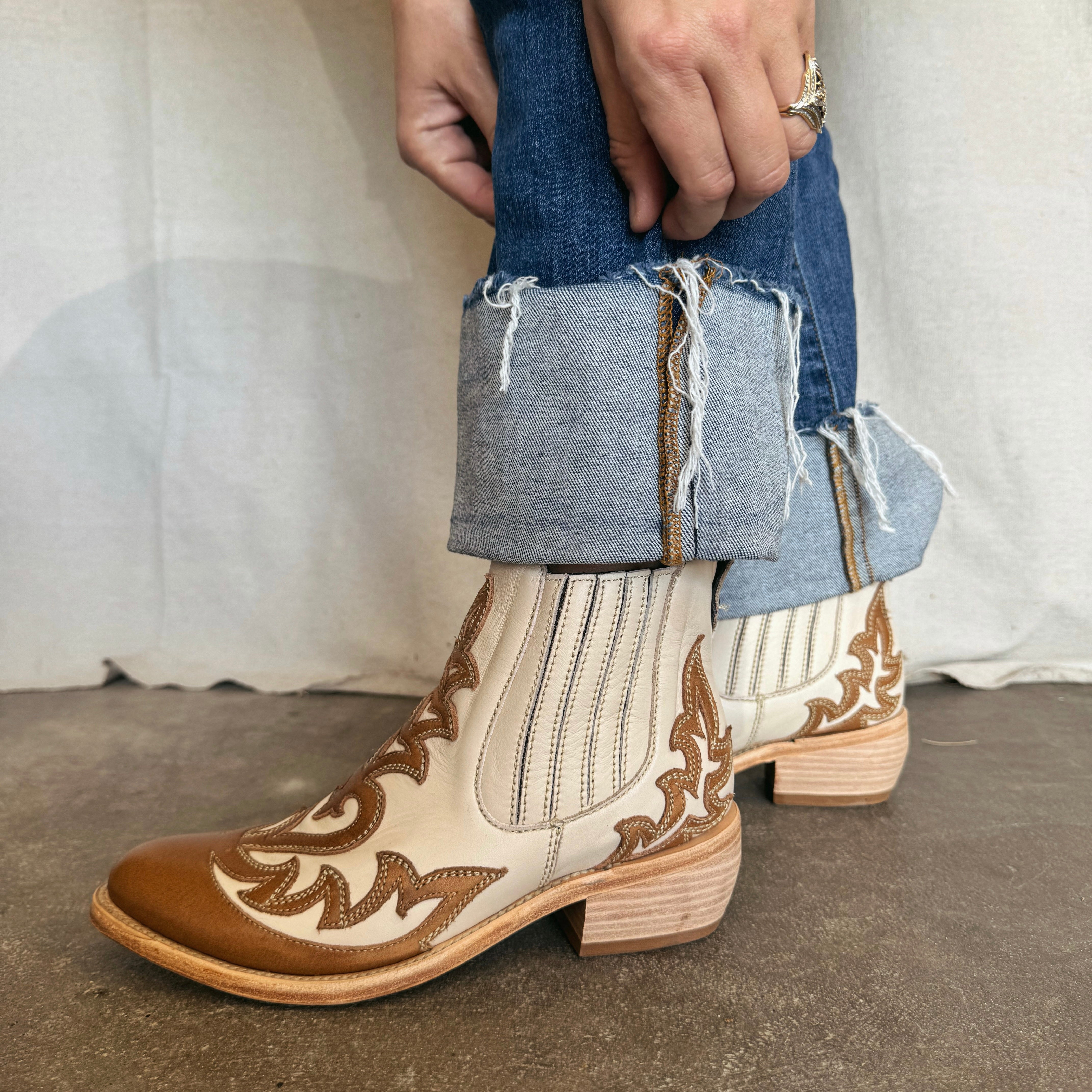 Lark || Bone + Camel