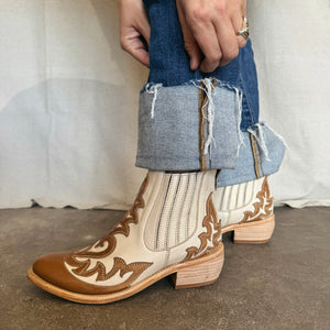 Lark || Bone + Camel