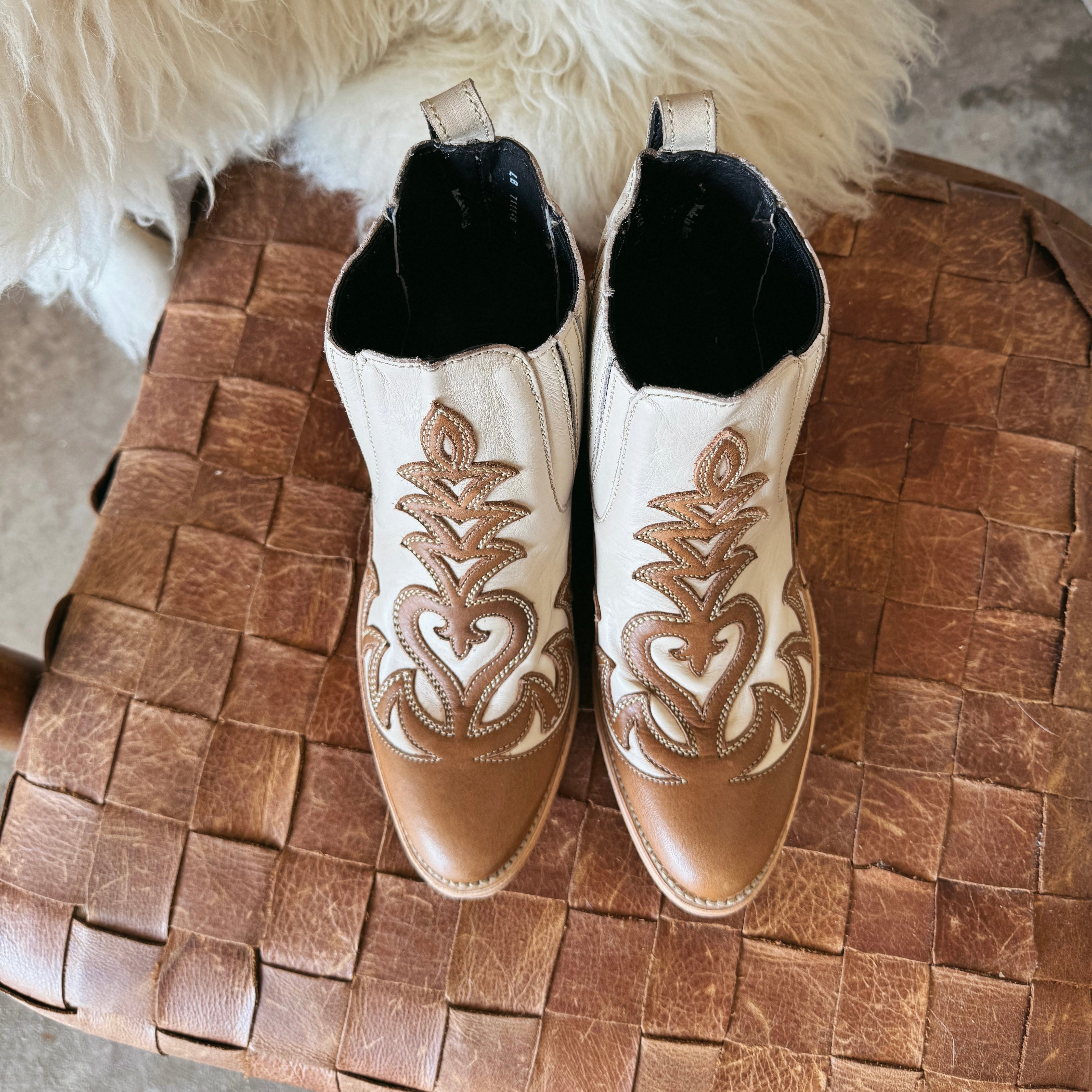 Lark || Bone + Camel