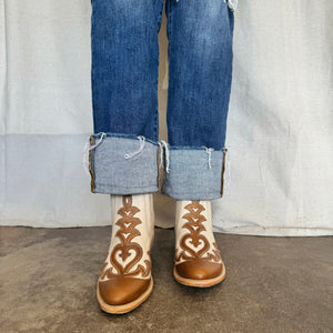 Lark || Bone + Camel