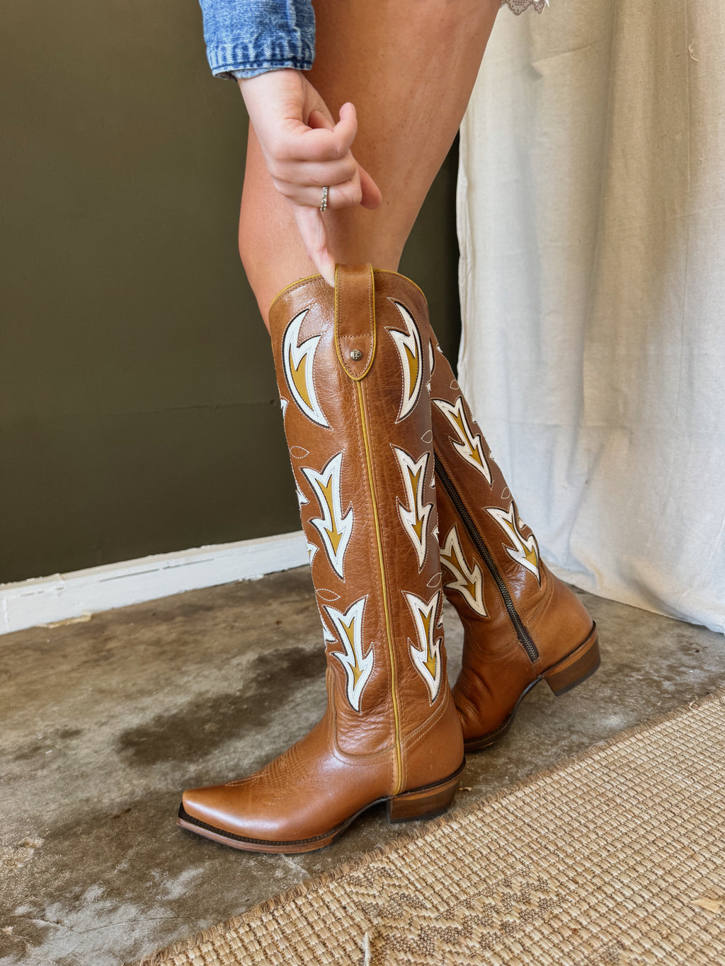 ⊹ new, new ⊹ – No Roots Boots