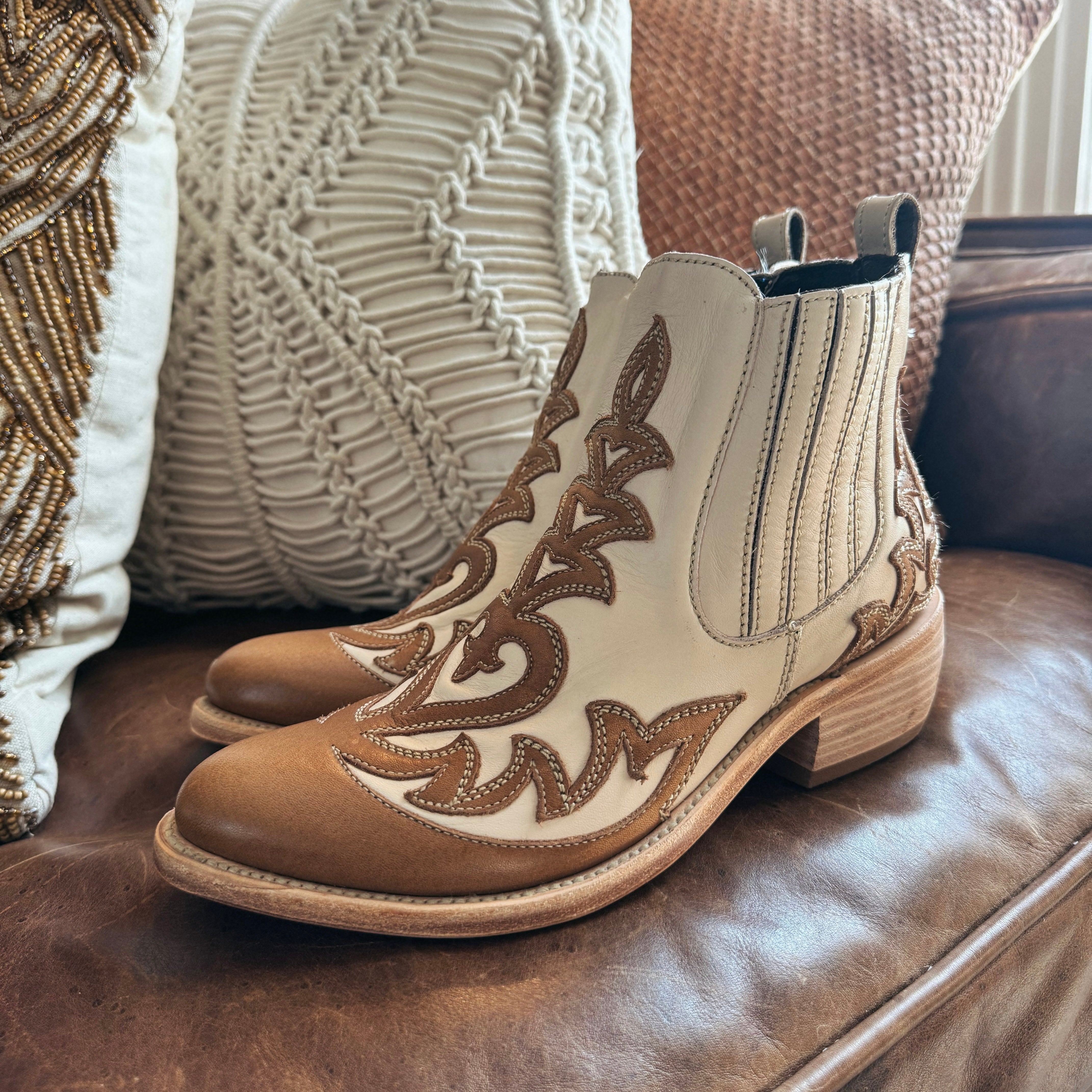 Lark || Bone + Camel