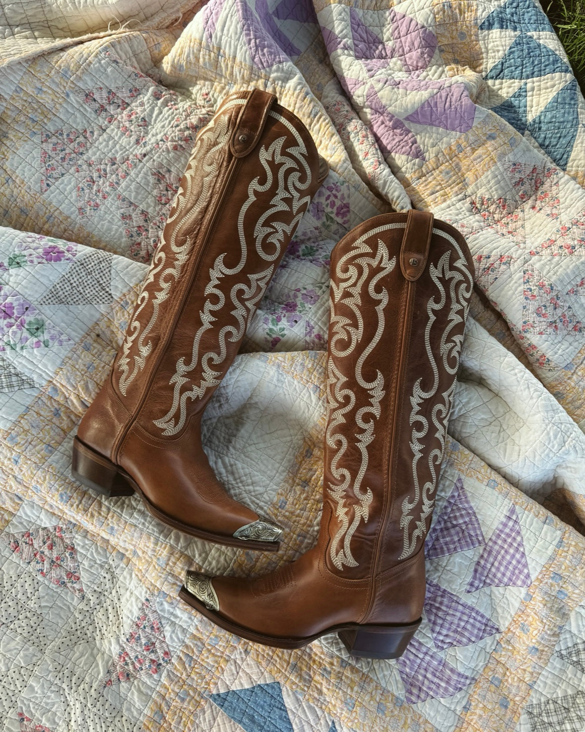 ⊹ new, new ⊹ – No Roots Boots