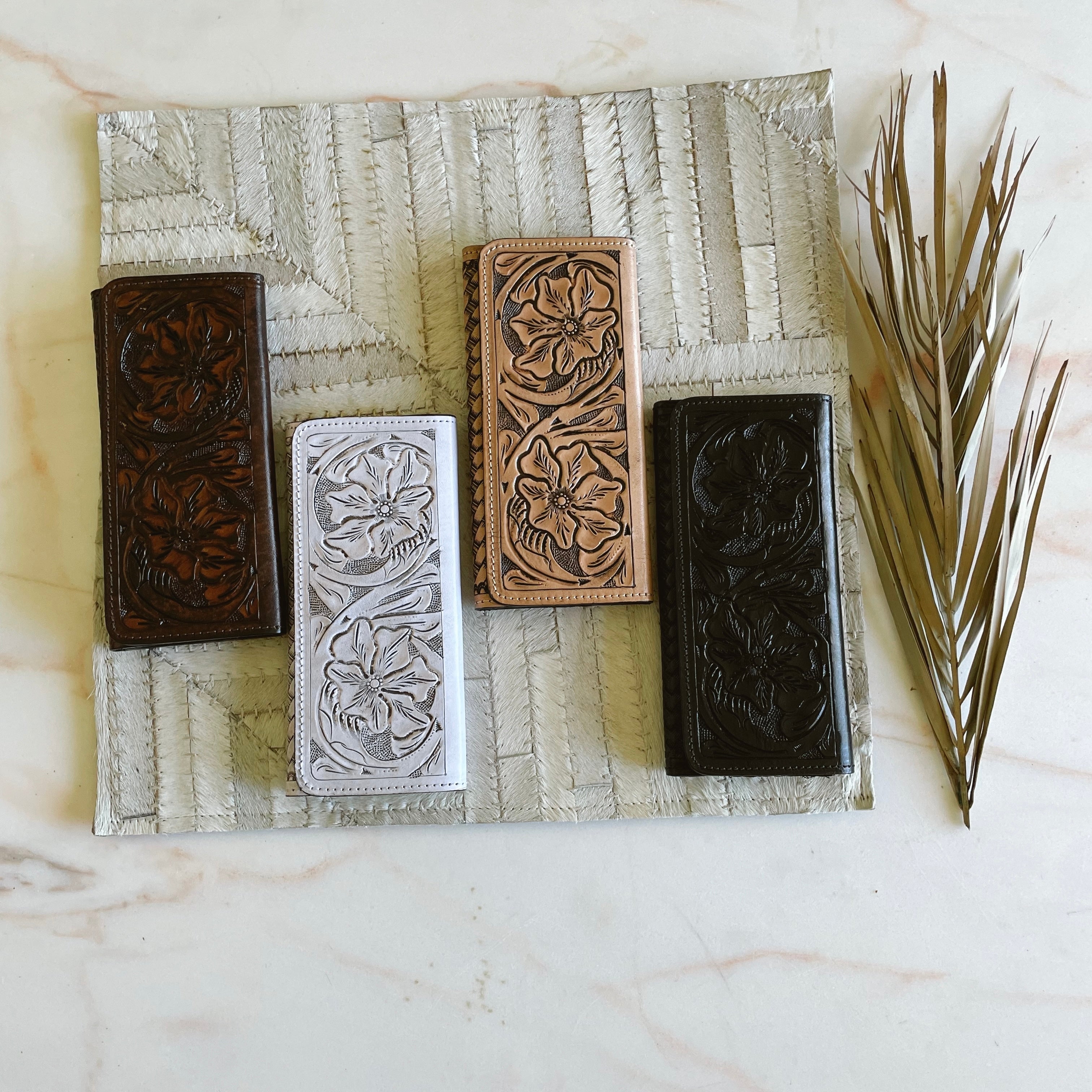 Rory [Tooled Wallet]